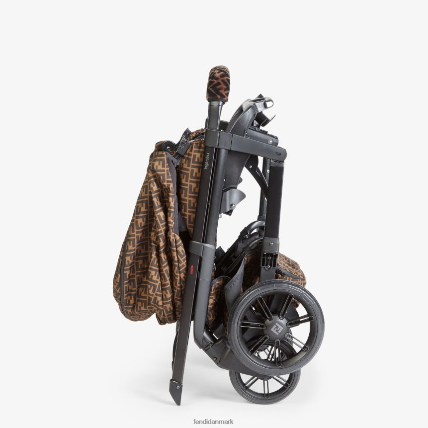 klapvogn med all-over ff logo med fåreskindshåndtag børn Fendi tilbehør mode A44V2D2773