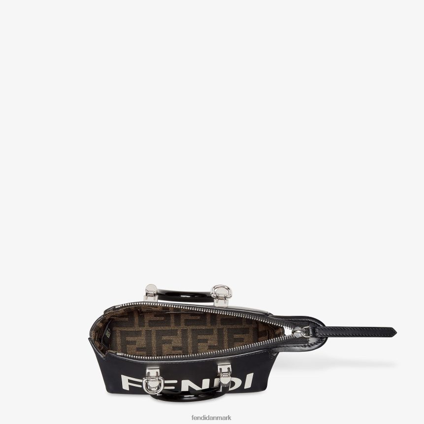 lille boston taske i læder Kvinder Fendi tilbehør sort A44V2D677