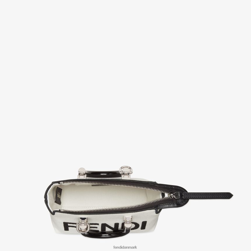 lille bostontaske i lærred med roma-broderi Kvinder Fendi tilbehør hvid A44V2D700