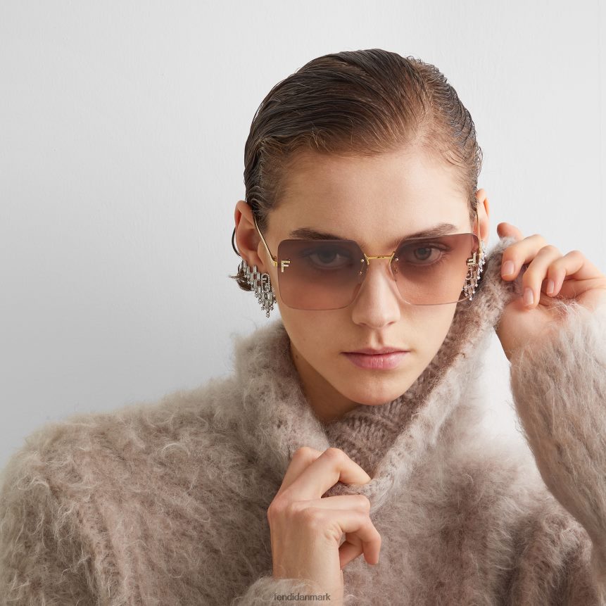 metal solbriller med tofarvede gradientglas Kvinder Fendi tilbehør flerfarvet A44V2D282