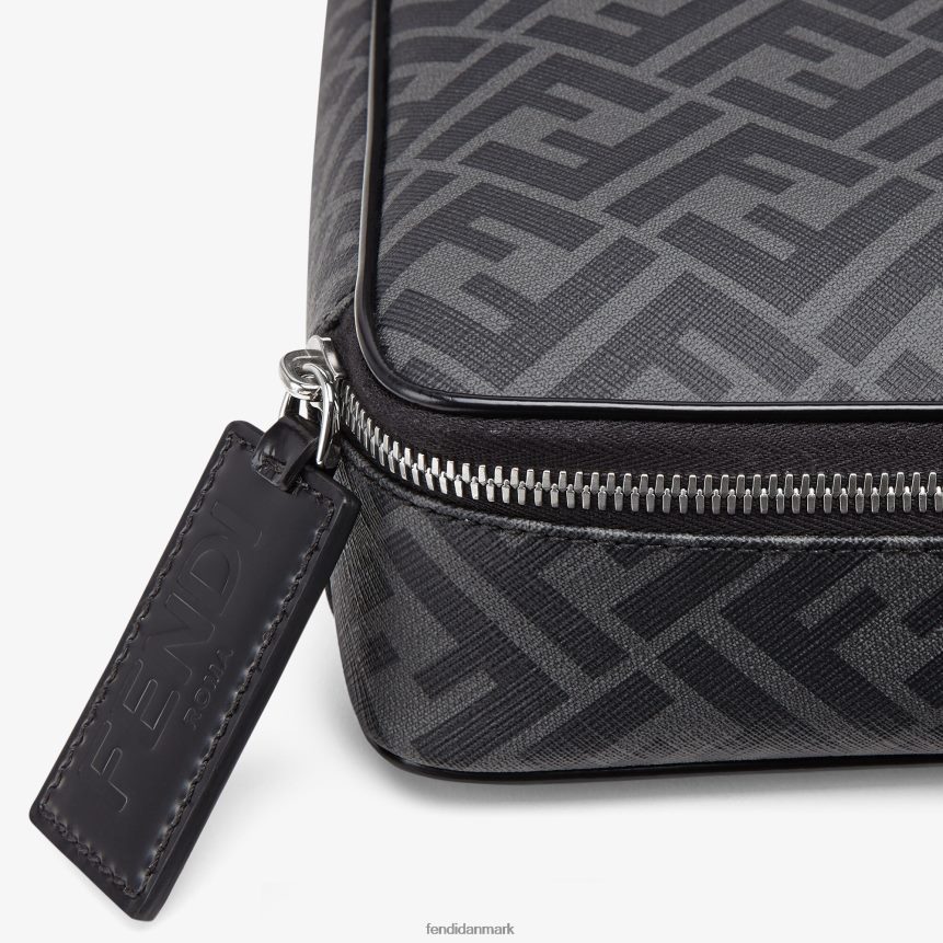 skjortebærer i stof Mænd Fendi tilbehør grå A44V2D2517